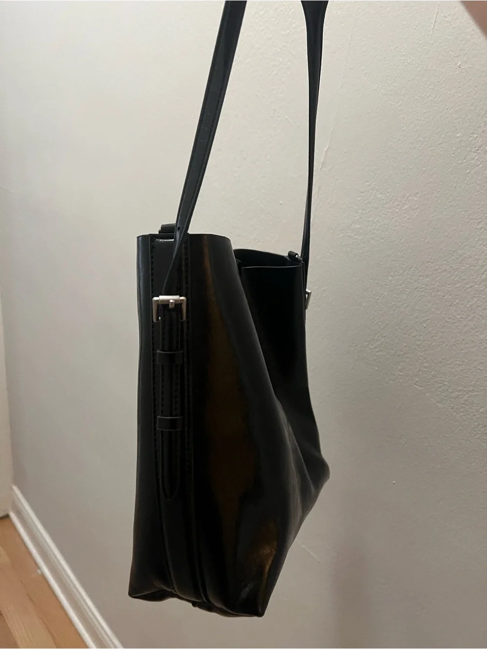 Zara sleek black